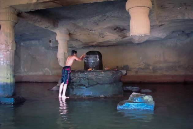 Shiva Linga in Kedareshwar cave