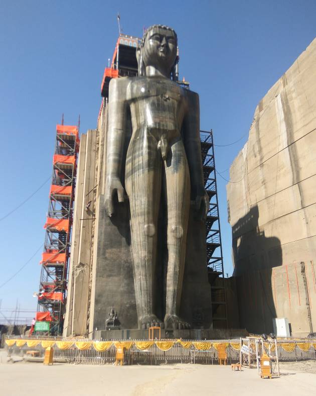 108 feet tall idol of first Jain Tirthankar Rishabhanatha, Statue of Ahimsa at Mangi Tungi, Nashik