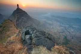 (2025) Mangi Tungi (Nashik) – a religious trail of around 4500 steps (Complete Guide)