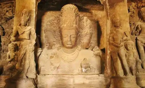 Elephanta Caves (updated) – Best One-day Tourist Attraction near Mumbai